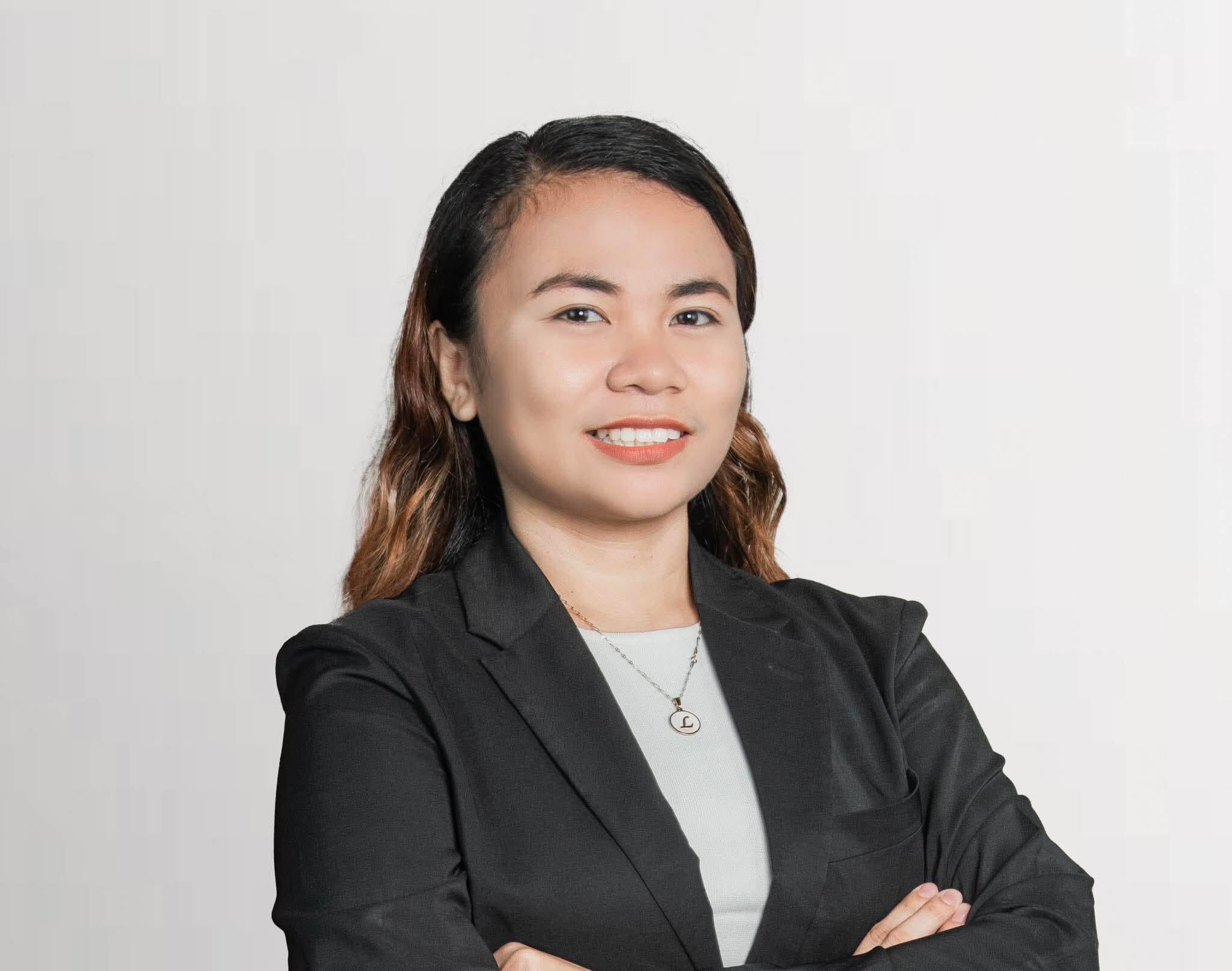 Lyneth Escuadro, Administrative Manager